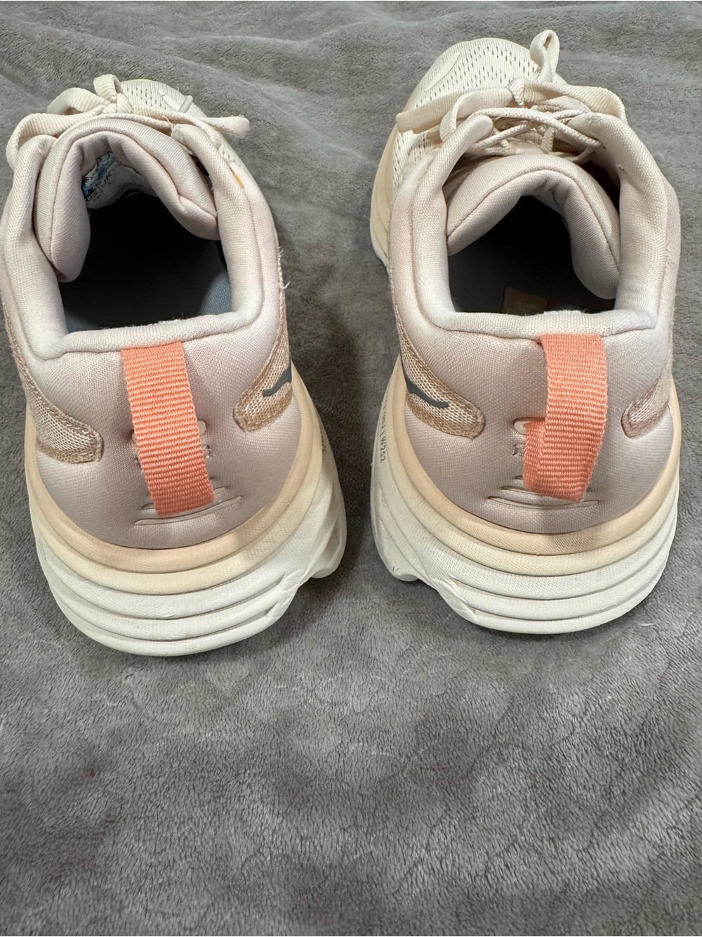 Women’s HOKA - Picture 4 of 8